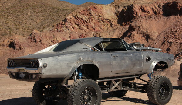 Muscle car monster truckiem!